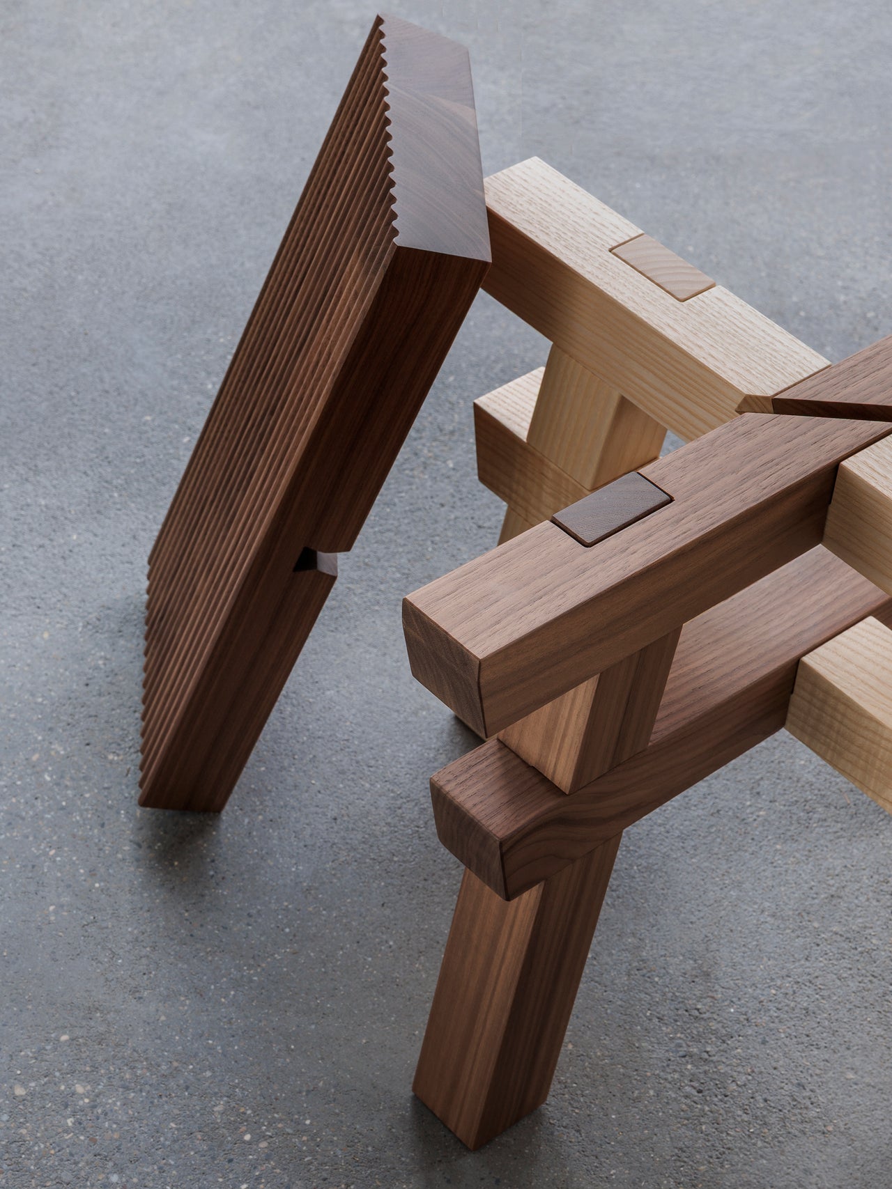 Hong Kong Stool Droite et Gauche Limited Edition